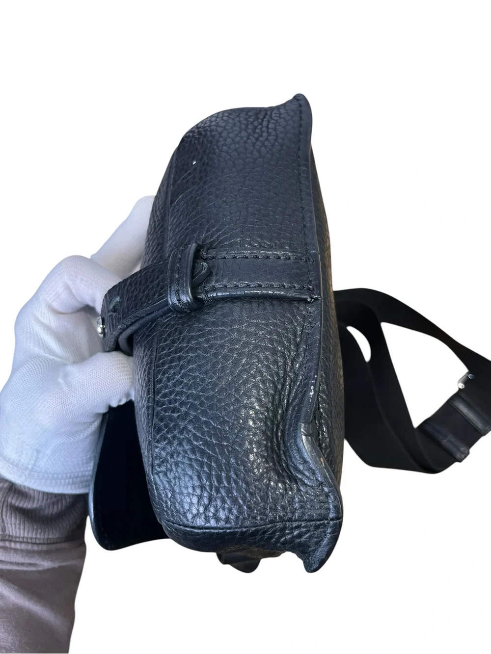 TUMI Black Pebbled Leather Flap Crossbody Bag Adjustable Strap 8x9